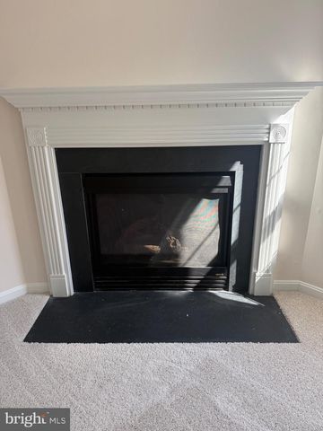 144 KEATING CIR, Stafford, VA 22554