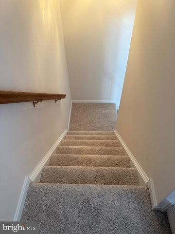 144 KEATING CIR, Stafford, VA 22554