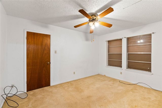 8125 Douglas Dr, Corpus Christi, TX 78409