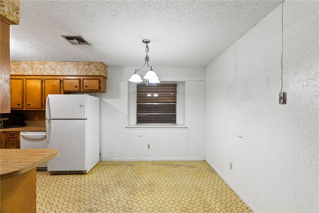 8125 Douglas Dr, Corpus Christi, TX 78409