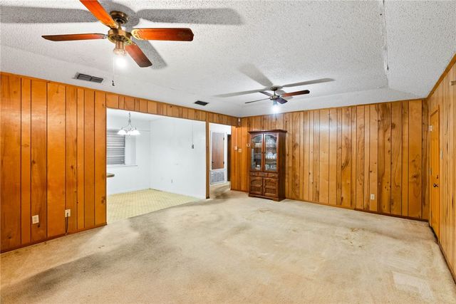 8125 Douglas Dr, Corpus Christi, TX 78409