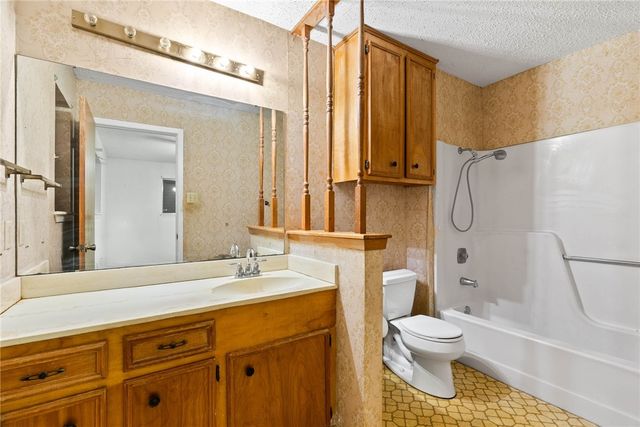 8125 Douglas Dr, Corpus Christi, TX 78409