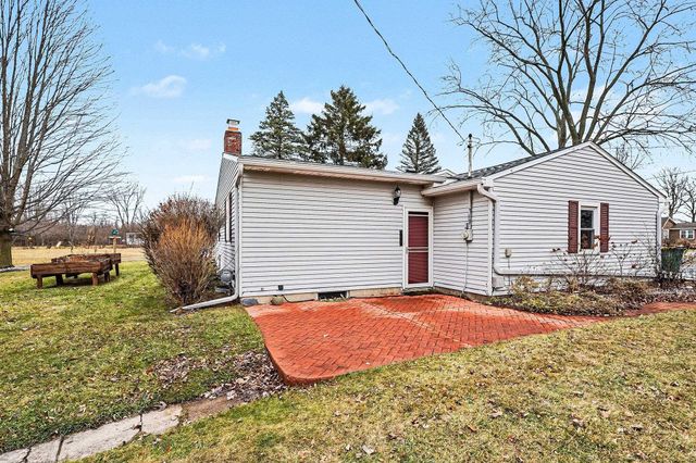 3378 State St Road, Bay City, MI 48706