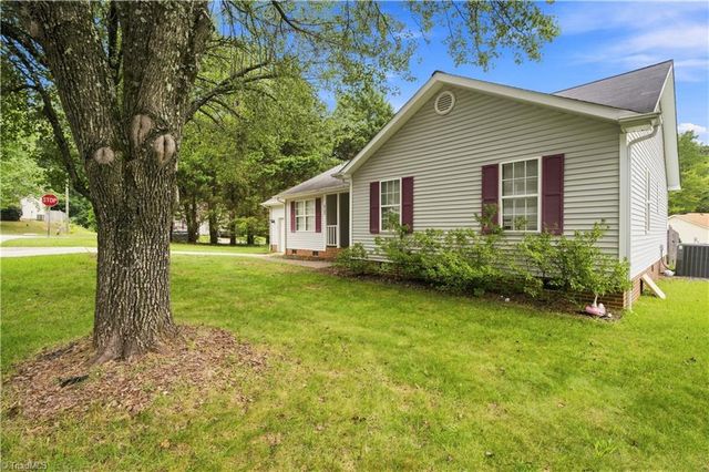 6783 Ironwood Circle, Greensboro, NC 27410