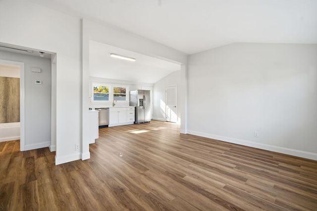 43 Sunridge Dr, Springfield, MA 01118