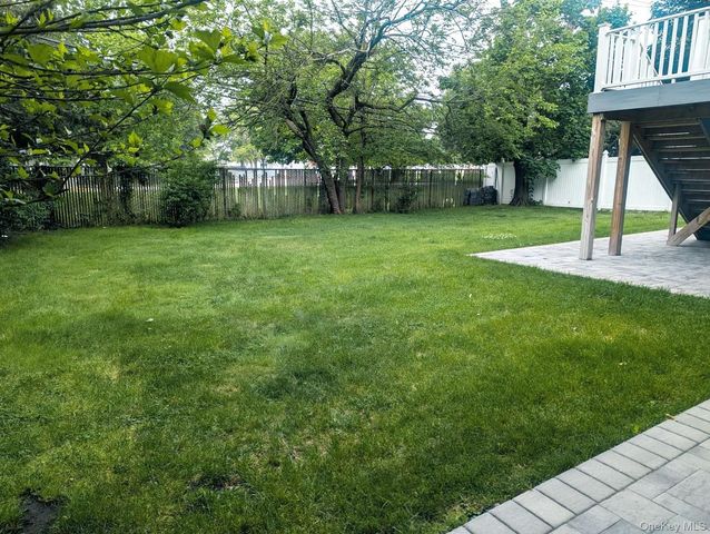 821 Cliffside Avenue, Valley Stream, NY 11581