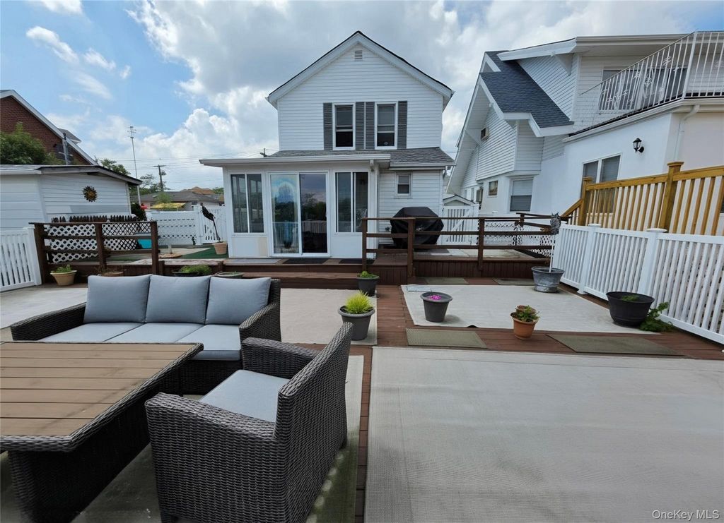 160-41 99th Street, Howard Beach, NY 11414 — photo 2