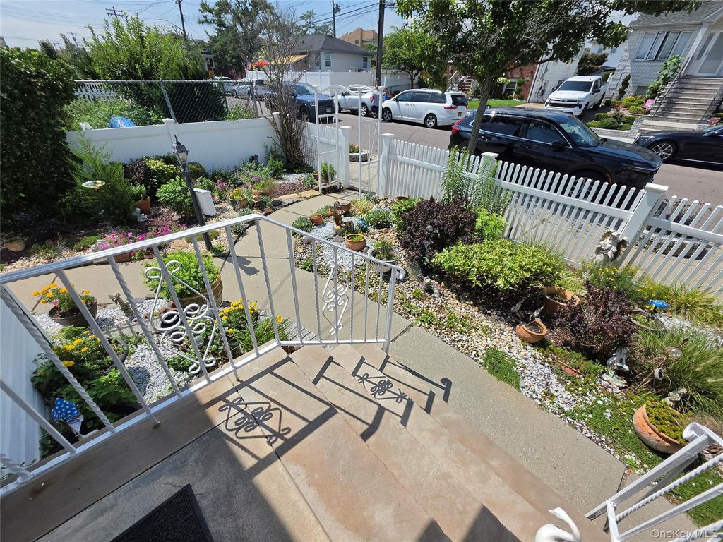 160-41 99th Street, Howard Beach, NY 11414 — photo 3