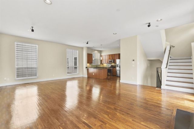 901 Roy Street, Houston, TX 77007