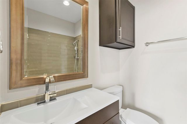 901 Roy Street, Houston, TX 77007
