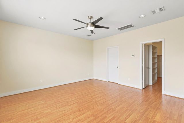 901 Roy Street, Houston, TX 77007
