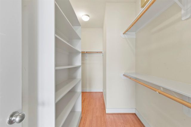 901 Roy Street, Houston, TX 77007