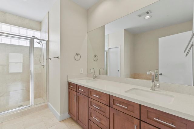 901 Roy Street, Houston, TX 77007