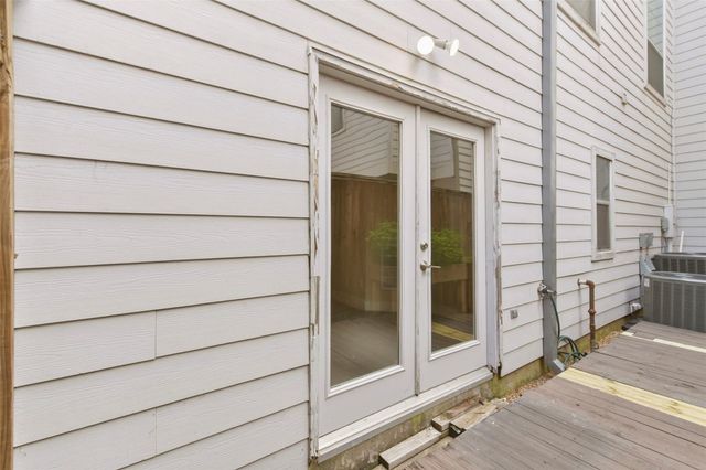 901 Roy Street, Houston, TX 77007