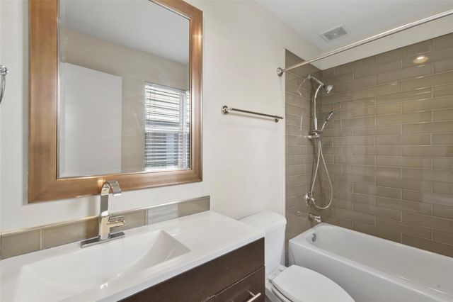901 Roy Street, Houston, TX 77007