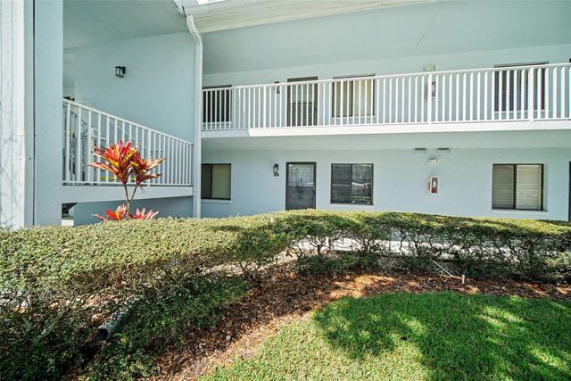 303 MARTHA LANE 303, Oldsmar, FL 34677