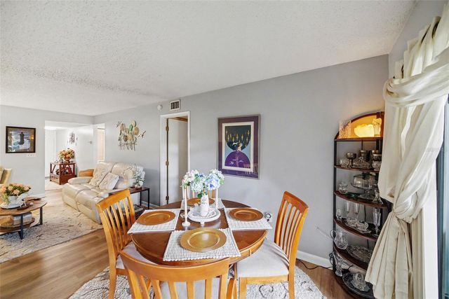 303 MARTHA LANE 303, Oldsmar, FL 34677