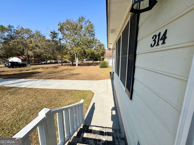 314 Longwood Drive, Statesboro, GA 30461