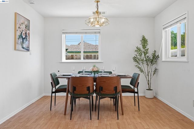 2056 Elm St, Livermore, CA 94551