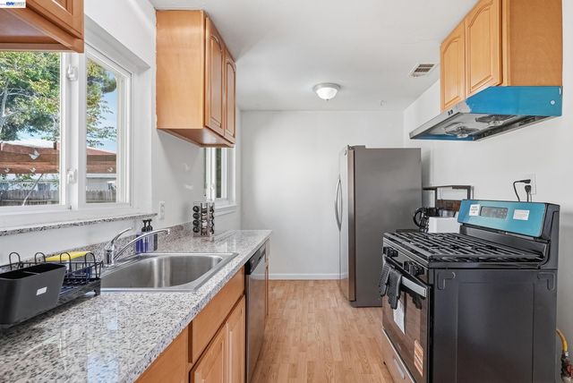 2056 Elm St, Livermore, CA 94551