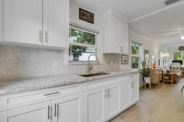 428 S C Street, Lake Worth, FL 33460