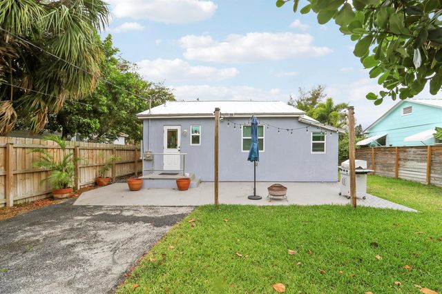 428 S C Street, Lake Worth, FL 33460