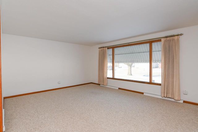 432 N LOCUST STREET, Green Bay, WI 54303