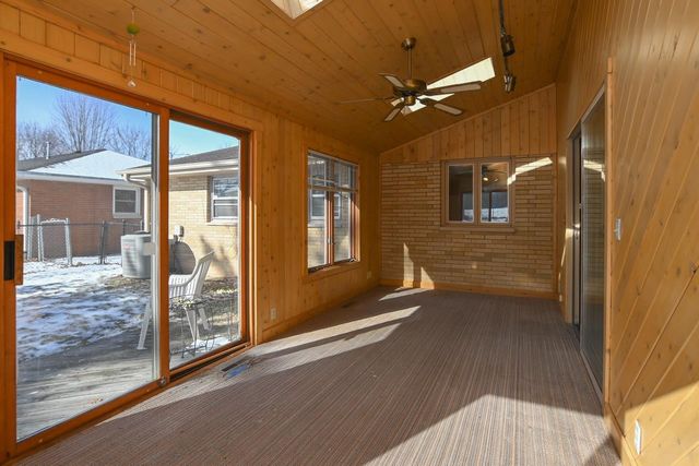 432 N LOCUST STREET, Green Bay, WI 54303