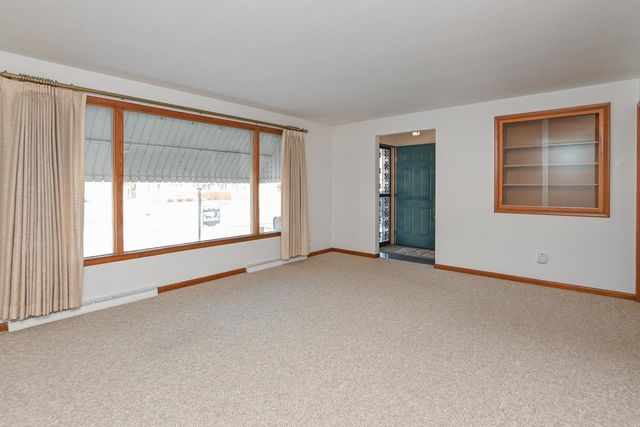 432 N LOCUST STREET, Green Bay, WI 54303