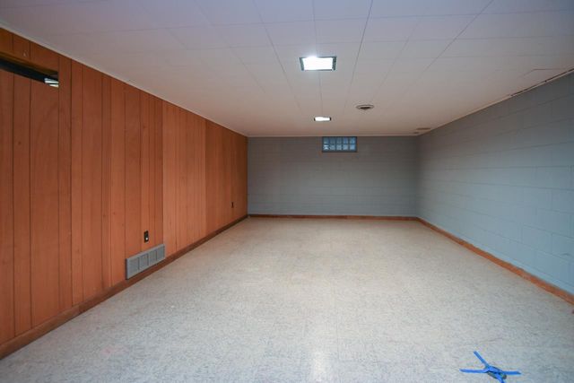 432 N LOCUST STREET, Green Bay, WI 54303