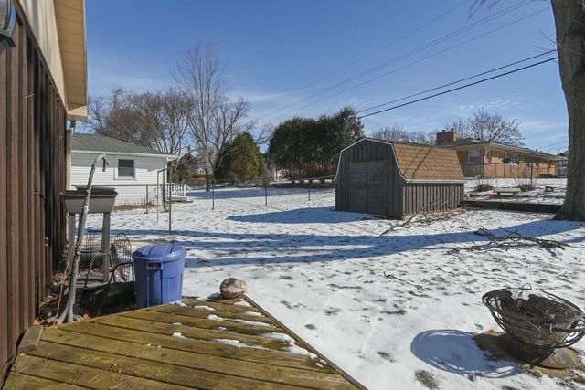 432 N LOCUST STREET, Green Bay, WI 54303