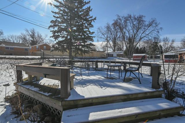 432 N LOCUST STREET, Green Bay, WI 54303