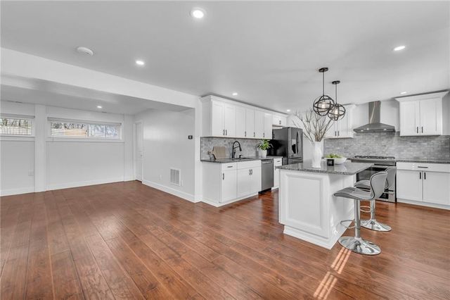 8608 E 91st Street, Kansas City, MO 64138