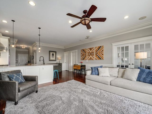 2222 W Belmont Avenue 503, Chicago, IL 60618