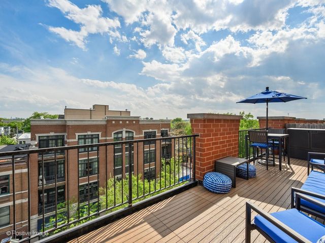 2222 W Belmont Avenue 503, Chicago, IL 60618