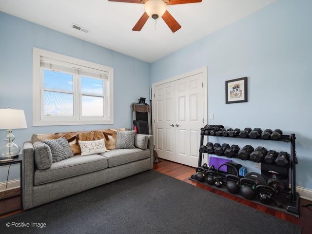 2222 W Belmont Avenue 503, Chicago, IL 60618