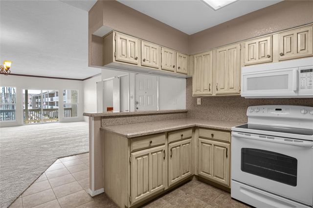 4747 Nasa Parkway 206, Seabrook, TX 77586