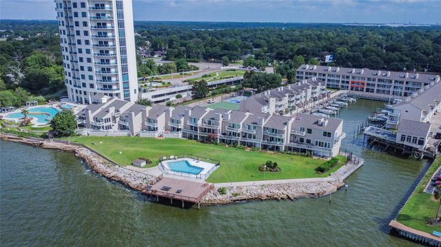 4747 Nasa Parkway 206, Seabrook, TX 77586
