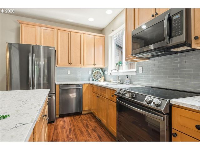 9213 N ENDICOTT Ave, Portland, OR 97217