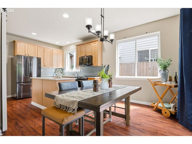 9213 N ENDICOTT Ave, Portland, OR 97217