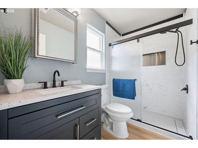 9213 N ENDICOTT Ave, Portland, OR 97217