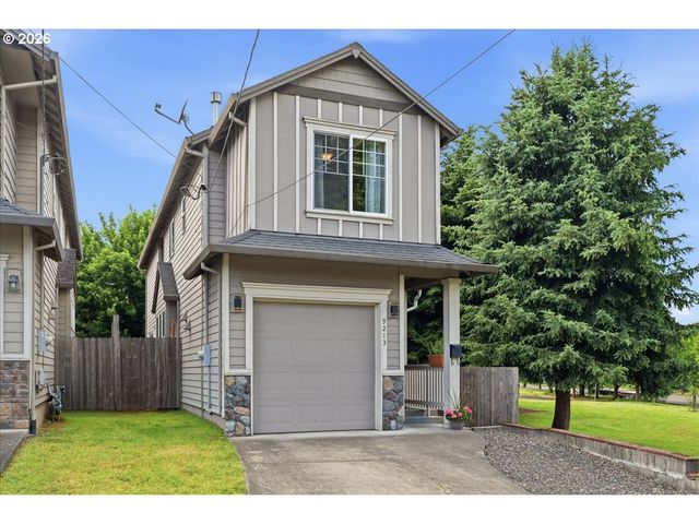9213 N ENDICOTT Ave, Portland, OR 97217