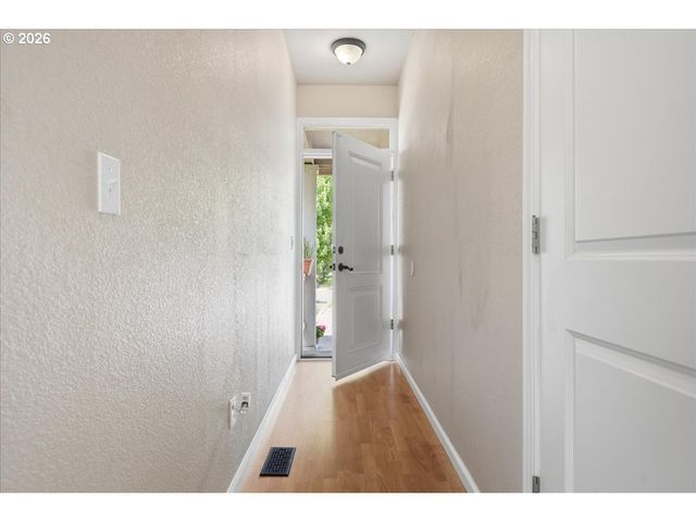9213 N ENDICOTT Ave, Portland, OR 97217