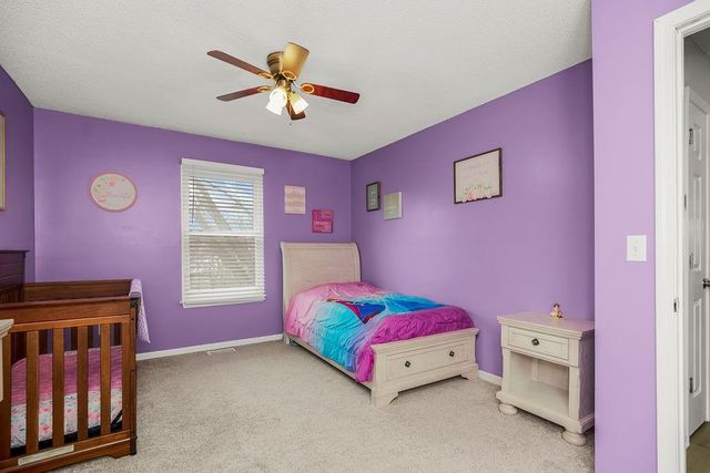 104 Gilliland Circle, Smithville, MO 64089