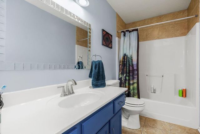 104 Gilliland Circle, Smithville, MO 64089