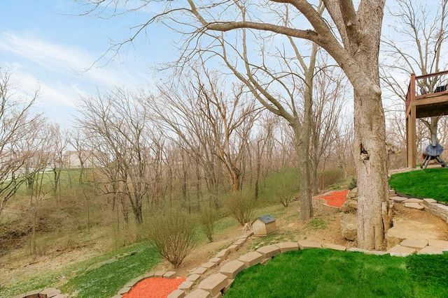 104 Gilliland Circle, Smithville, MO 64089