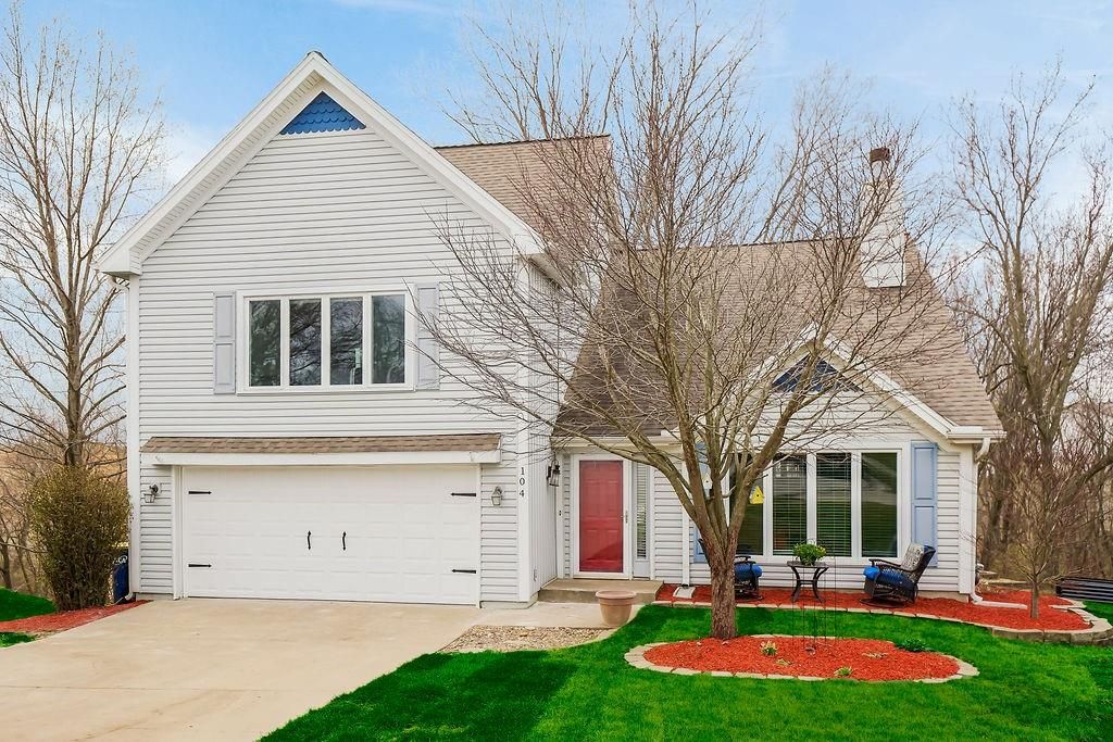 104 Gilliland Circle, Smithville, MO 64089