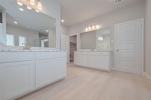 8917 Grovner Place, Houston, TX 77055