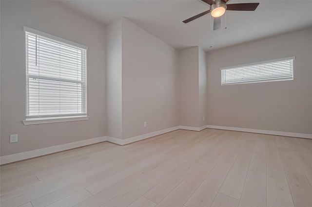 8917 Grovner Place, Houston, TX 77055