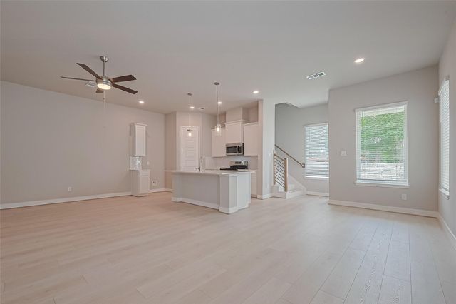 8917 Grovner Place, Houston, TX 77055